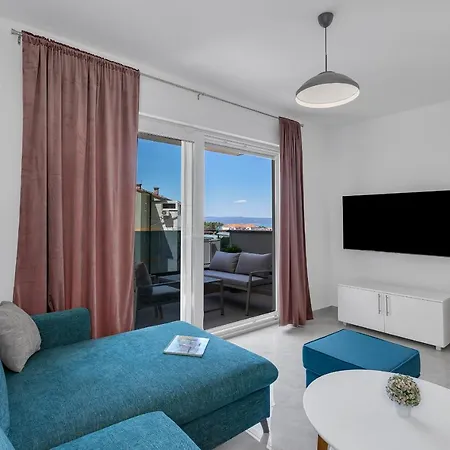 - Santric Apartment Makarska