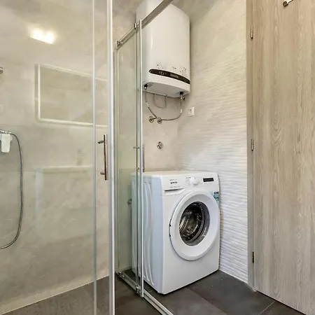 - Santric Apartment *